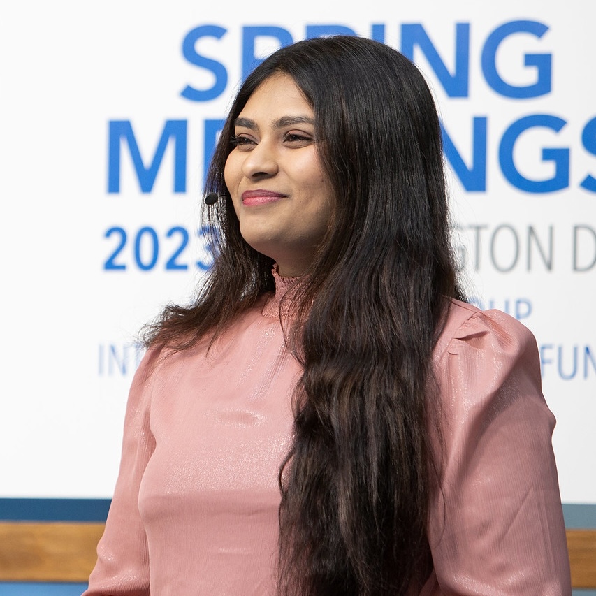 Noreyana Fernando '15 - Humanitarian Alumni Award